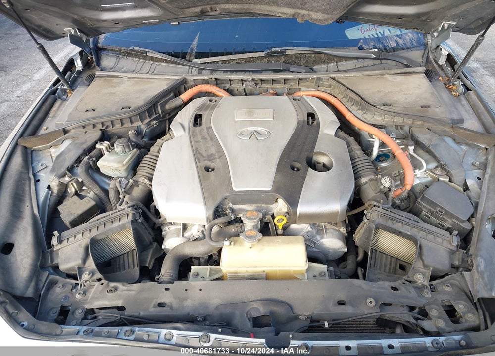 2014 INFINITI Q50 HYBRID SPORT VIN: JN1AV7AR5EM700532