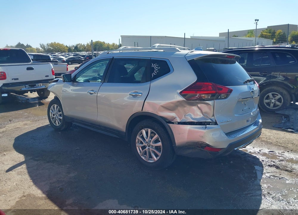 2017 NISSAN ROGUE SV VIN: 5N1AT2MT4HC731547
