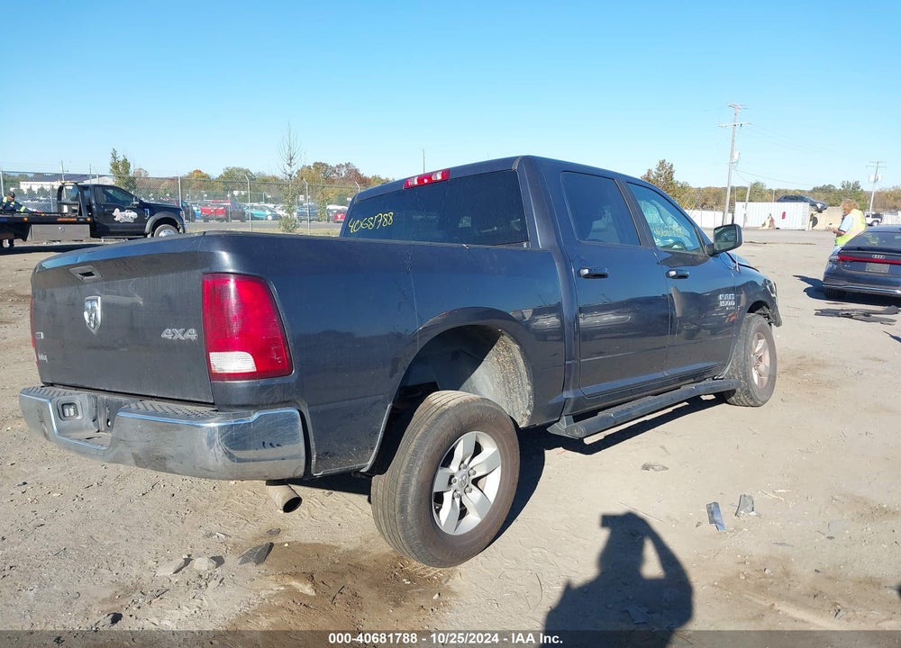 2021 RAM 1500 CLASSIC SLT 4X4 5'7 BOX VIN: 1C6RR7LG8MS541877