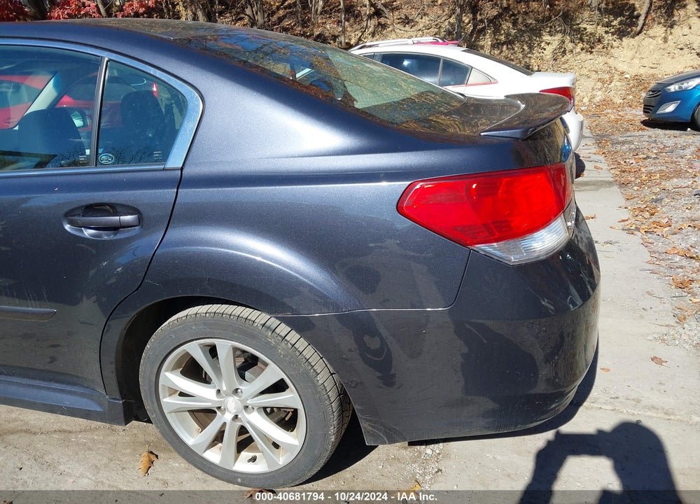 2013 SUBARU LEGACY 2.5I PREMIUM VIN: 4S3BMBG62D3047859