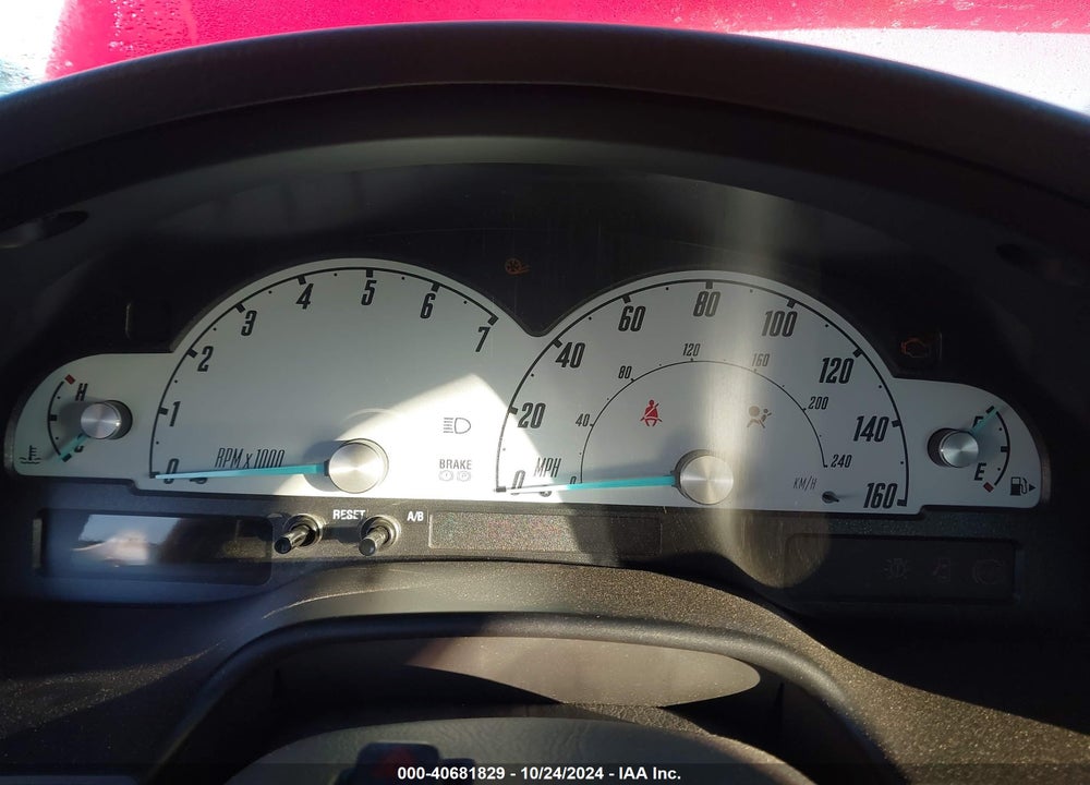 2002 FORD THUNDERBIRD VIN: 1FAHP60AX2Y116312
