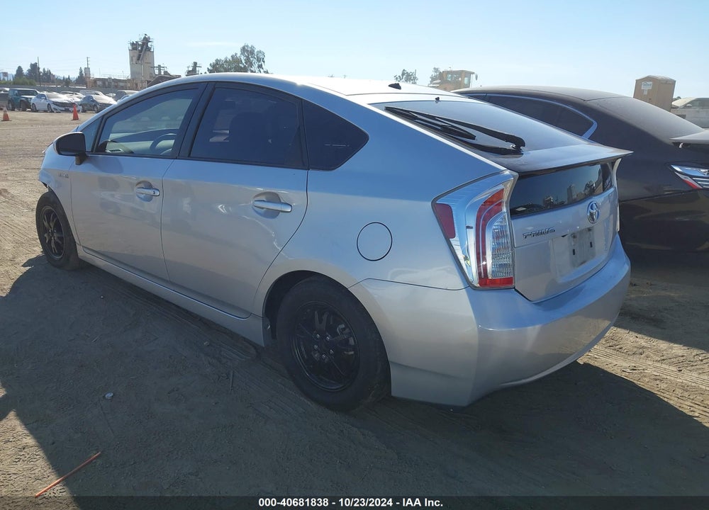 2015 TOYOTA PRIUS TWO VIN: JTDKN3DU9F0462946
