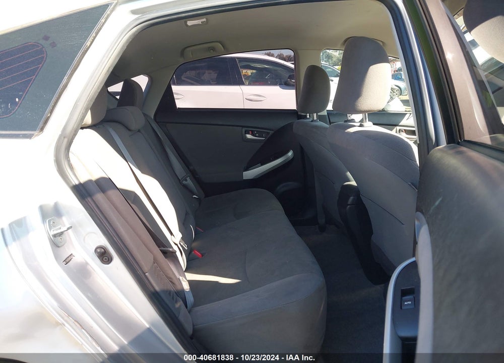 2015 TOYOTA PRIUS TWO VIN: JTDKN3DU9F0462946