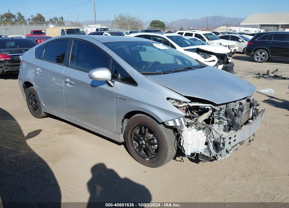 2015 TOYOTA PRIUS TWO VIN: JTDKN3DU9F0462946