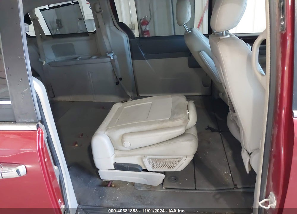2009 CHRYSLER TOWN & COUNTRY TOURING VIN: 2A8HR54119R648144