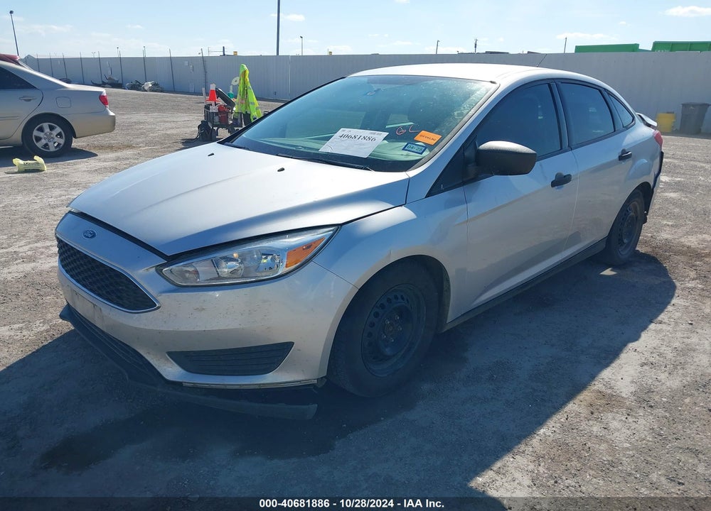 2016 FORD FOCUS S VIN: 1FADP3E24GL267472