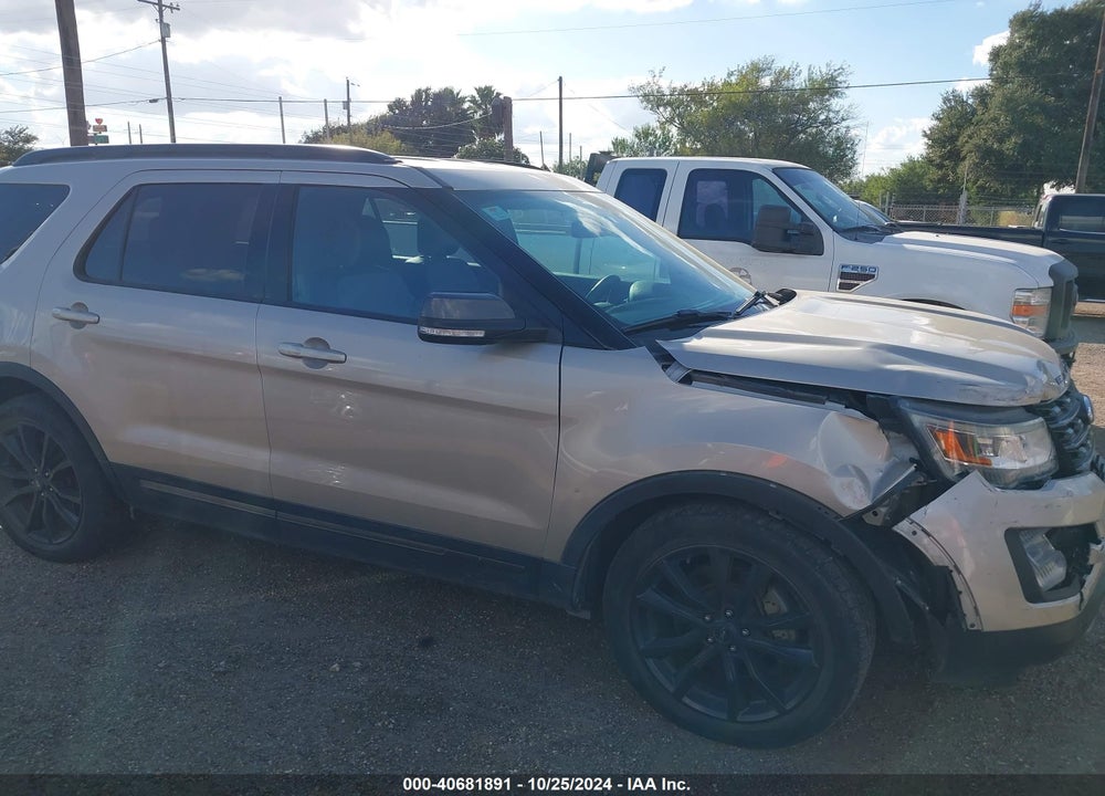 2017 FORD EXPLORER VIN: 1FM5K7D82HGC04872