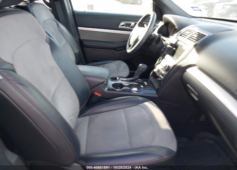2017 FORD EXPLORER VIN: 1FM5K7D82HGC04872