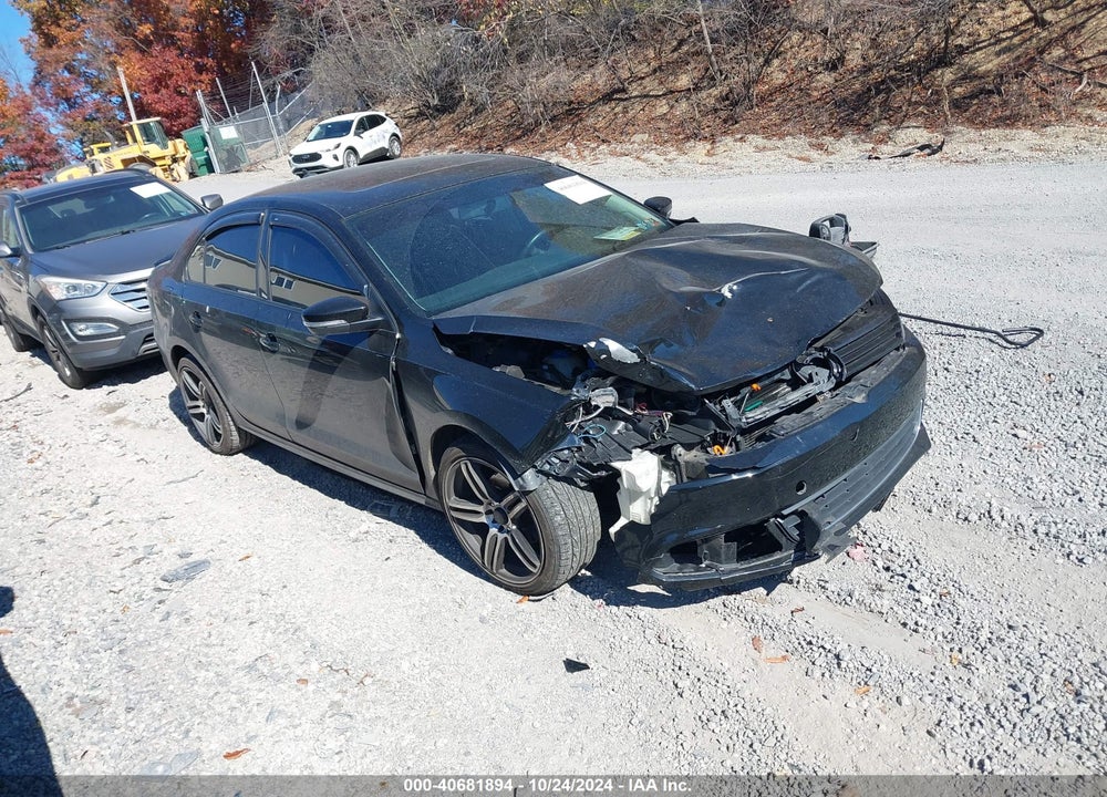 2013 VOLKSWAGEN JETTA 2.5L SE VIN: 3VWDP7AJ4DM430093