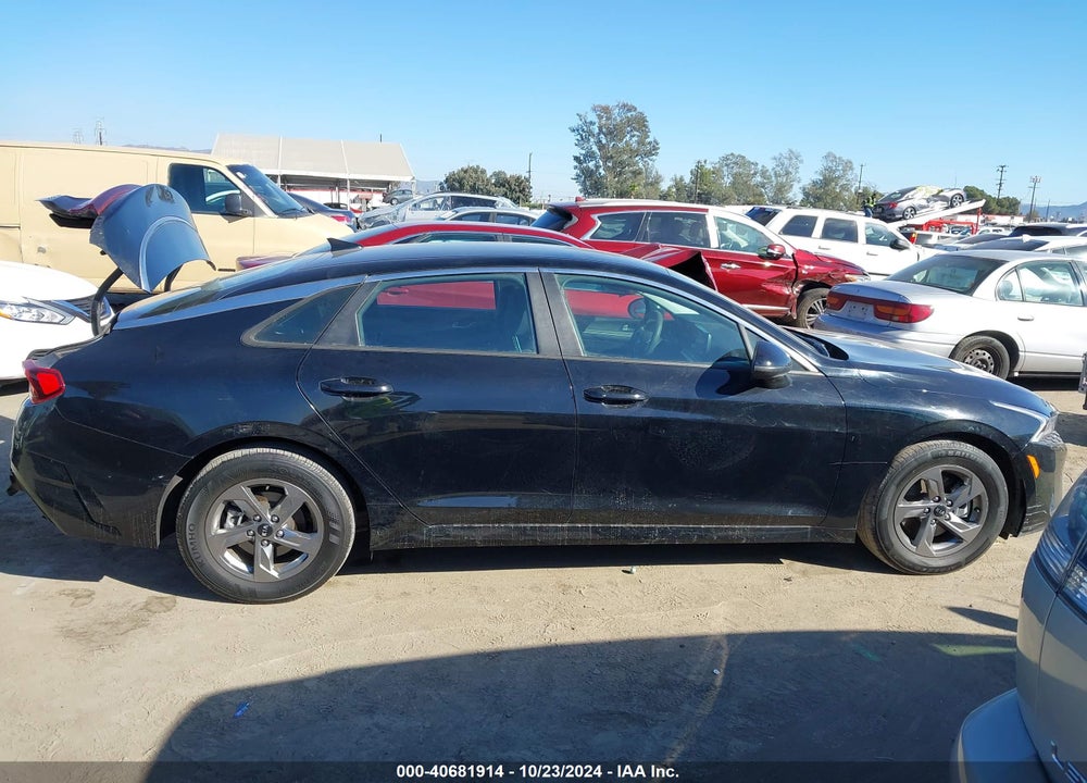 2021 KIA K5 LXS VIN: 5XXG14J2XMG033045