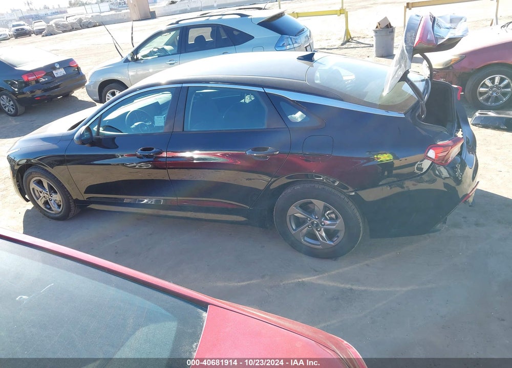 2021 KIA K5 LXS VIN: 5XXG14J2XMG033045