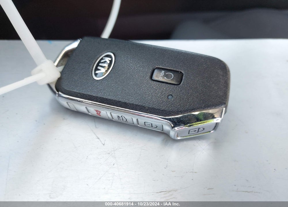 2021 KIA K5 LXS VIN: 5XXG14J2XMG033045