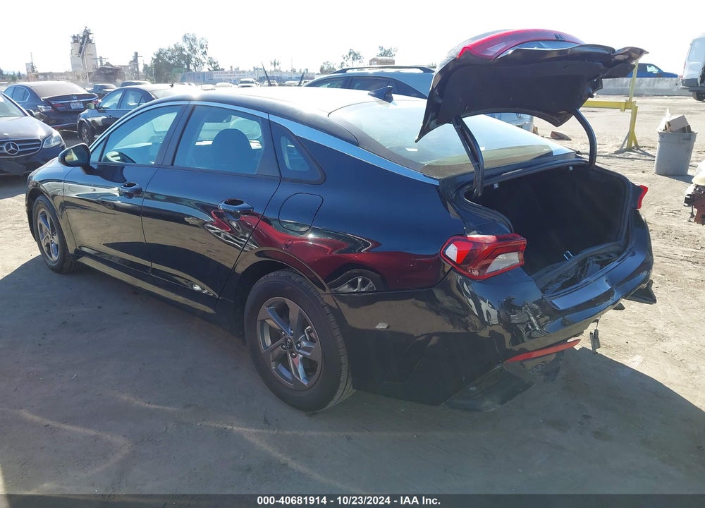 2021 KIA K5 LXS VIN: 5XXG14J2XMG033045