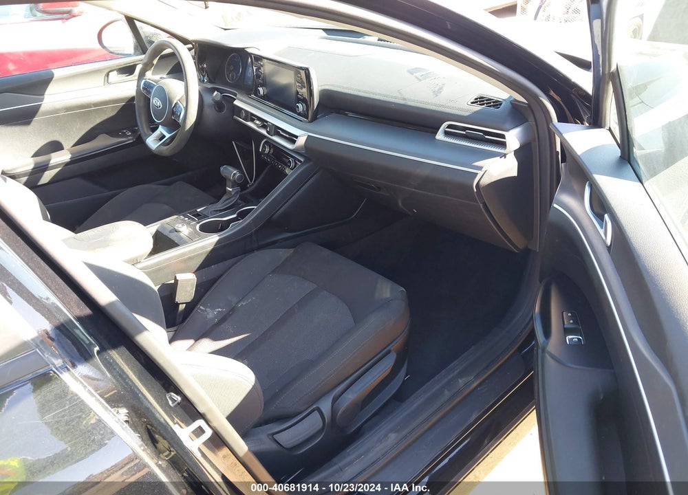 2021 KIA K5 LXS VIN: 5XXG14J2XMG033045