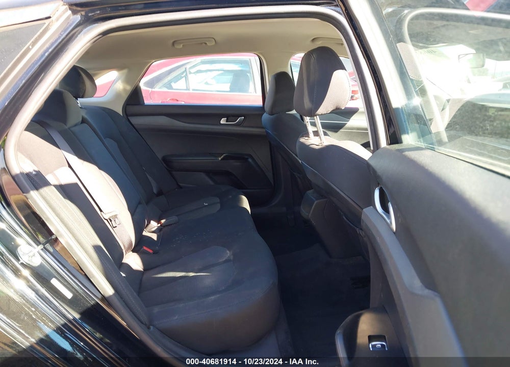 2021 KIA K5 LXS VIN: 5XXG14J2XMG033045