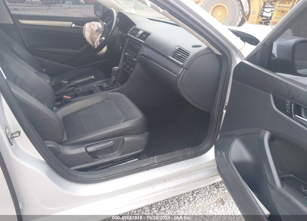 2014 VOLKSWAGEN PASSAT 1.8T WOLFSBURG EDITION VIN: 1VWAT7A3XEC056964