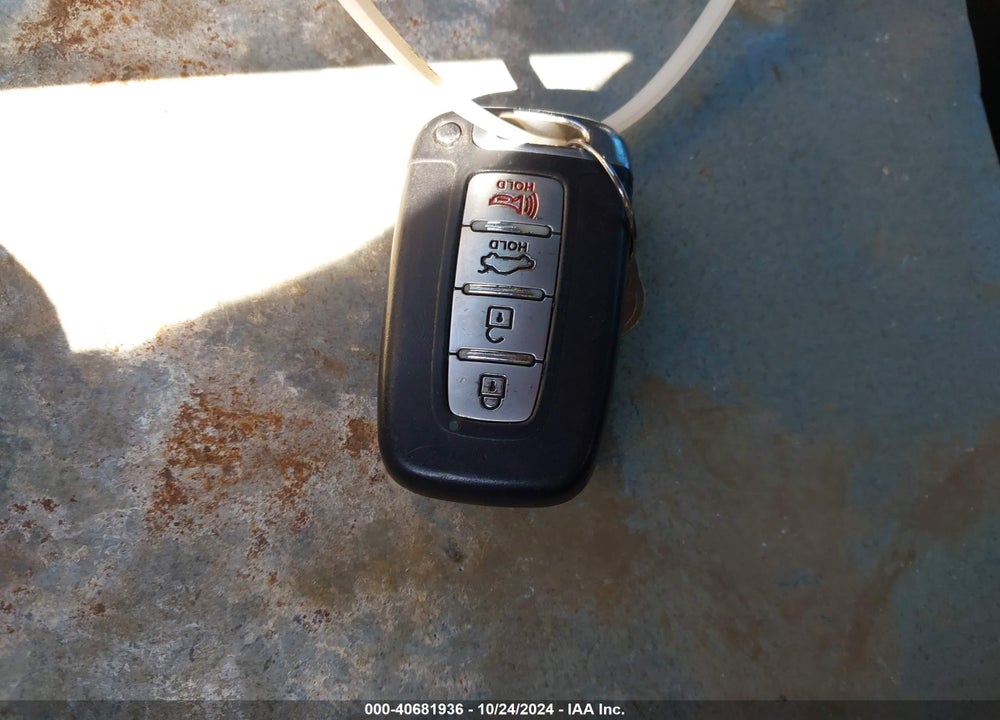 2014 HYUNDAI SONATA LIMITED 2.0T VIN: 5NPEC4AB0EH815247