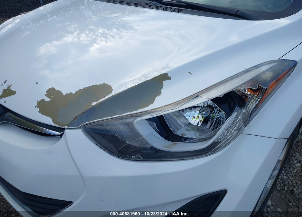 2015 HYUNDAI ELANTRA SE VIN: 5NPDH4AE0FH578901