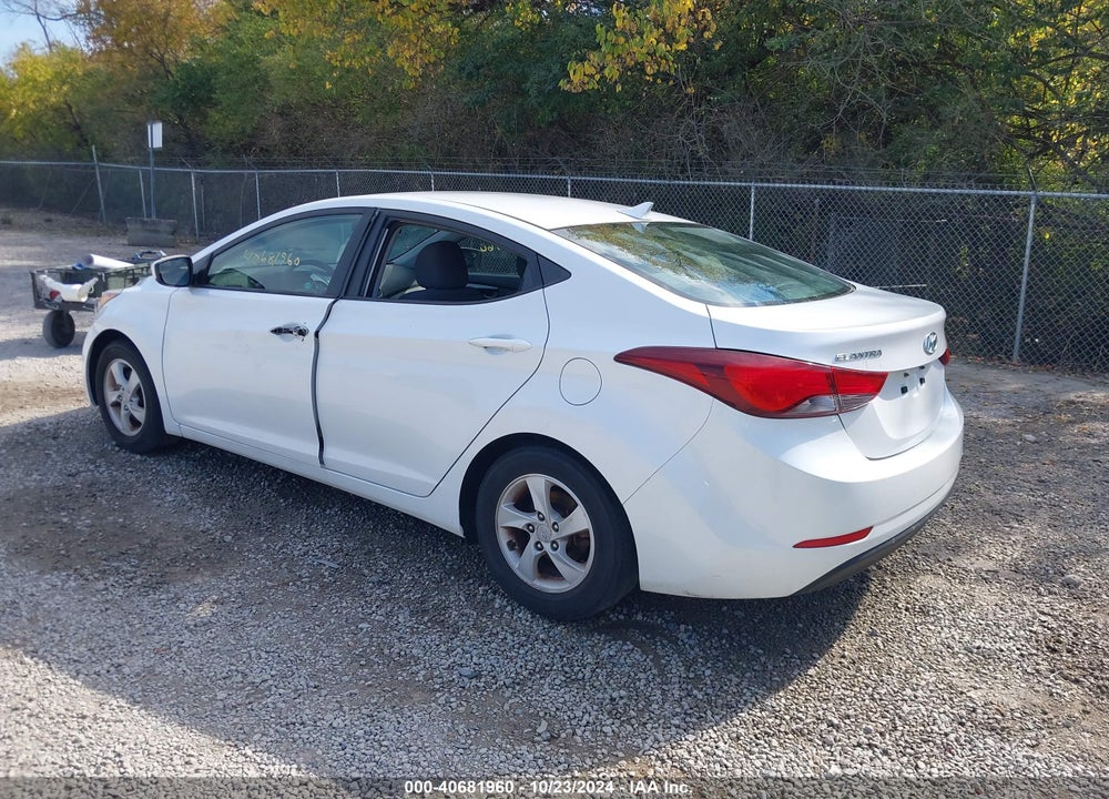 2015 HYUNDAI ELANTRA SE VIN: 5NPDH4AE0FH578901