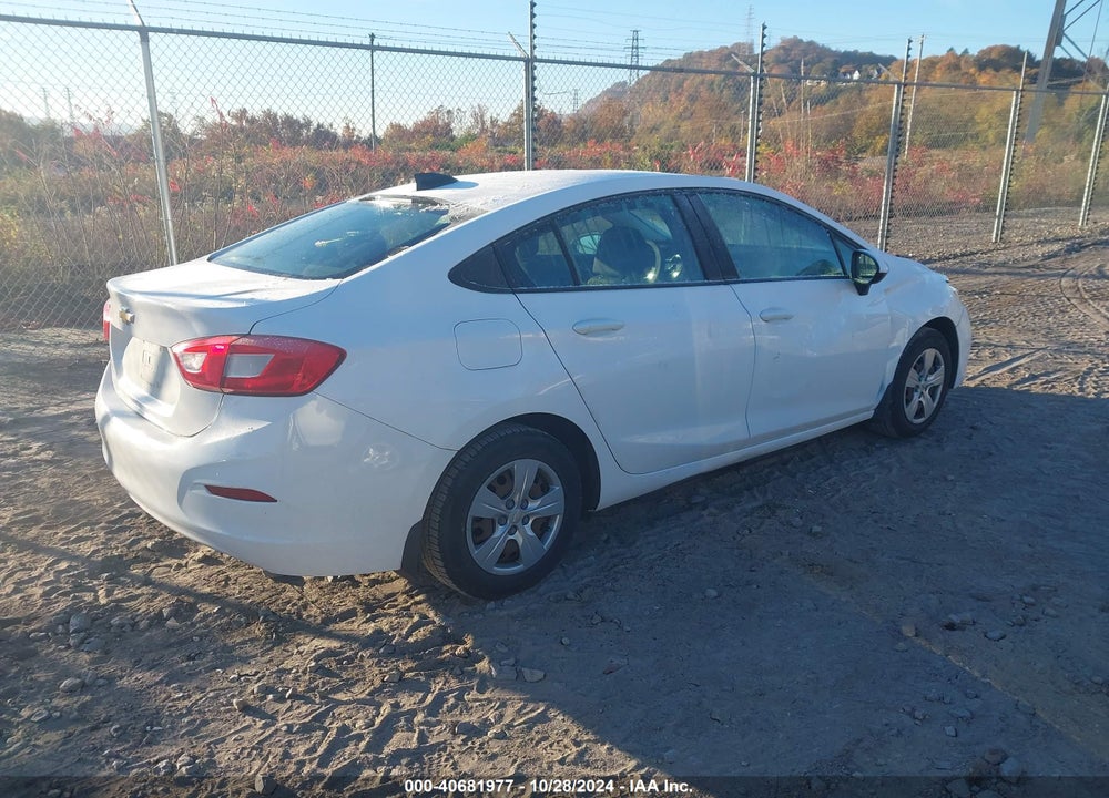 2018 CHEVROLET CRUZE VIN: 1G1BC5SM1J7171189
