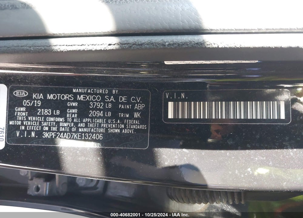 2019 KIA FORTE LXS VIN: 3KPF24AD7KE132406