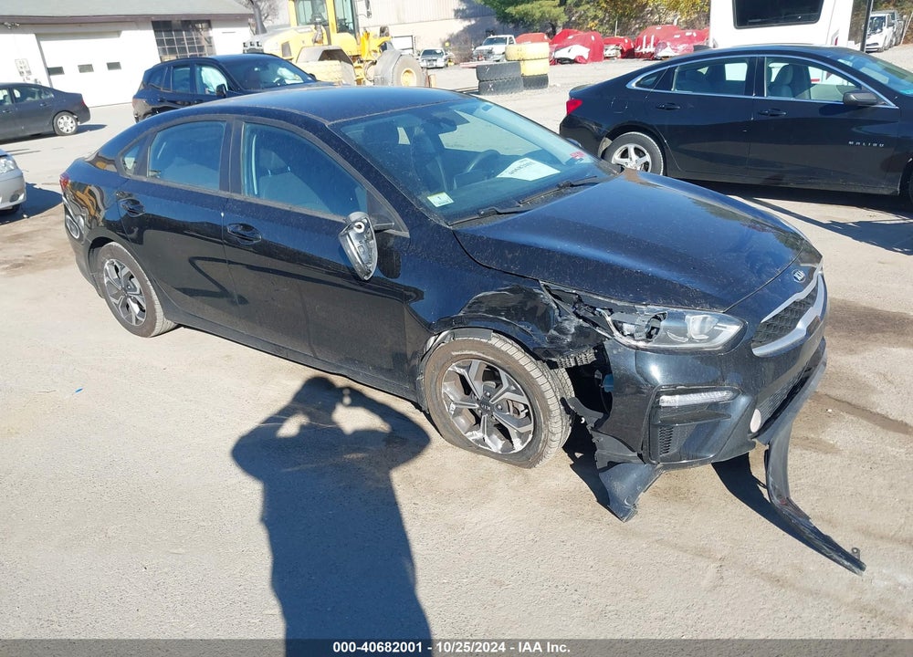 2019 KIA FORTE LXS VIN: 3KPF24AD7KE132406