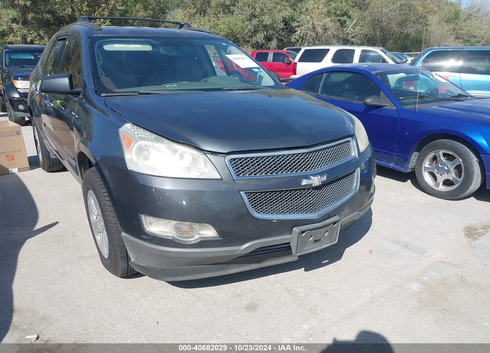 2011 CHEVROLET TRAVERSE LS VIN: 1GNKVEEDXBJ263393