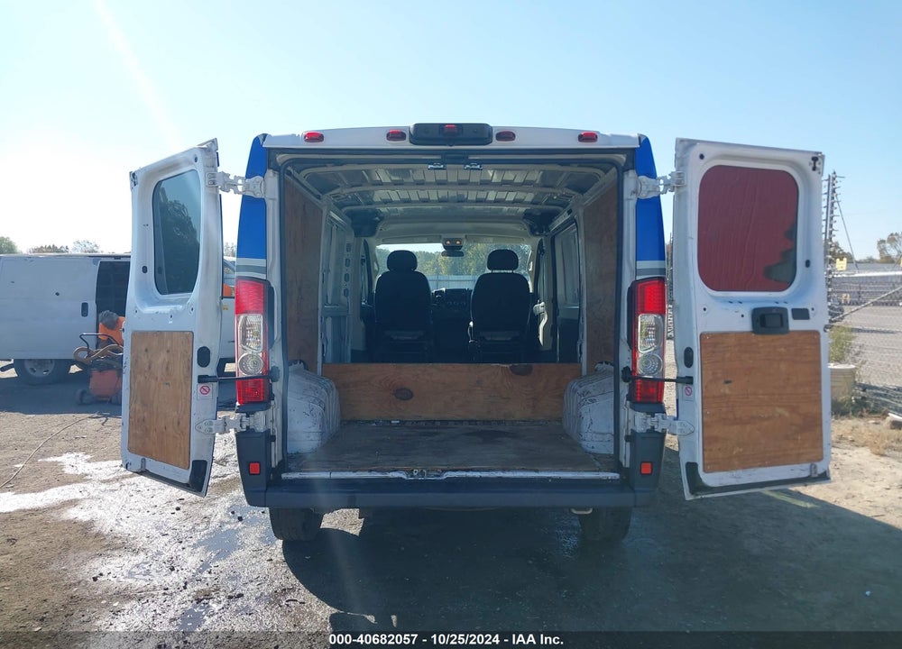 2018 RAM PROMASTER 1500 LOW ROOF 136 WB VIN: 3C6TRVAG5JE109937