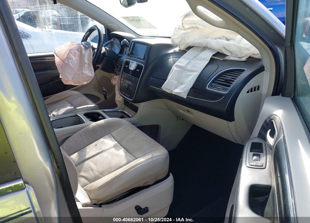 2013 CHRYSLER TOWN & COUNTRY LIMITED VIN: 2C4RC1GG4DR651814