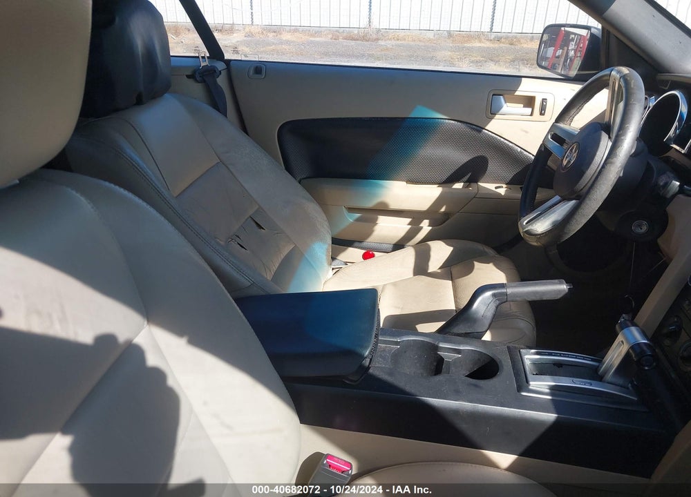 2008 FORD MUSTANG V6 DELUXE/V6 PREMIUM VIN: 1ZVHT84N485175880