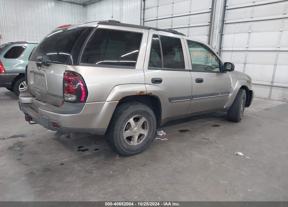 2002 CHEVROLET TRAILBLAZER LT VIN: 1GNDT13S022204789
