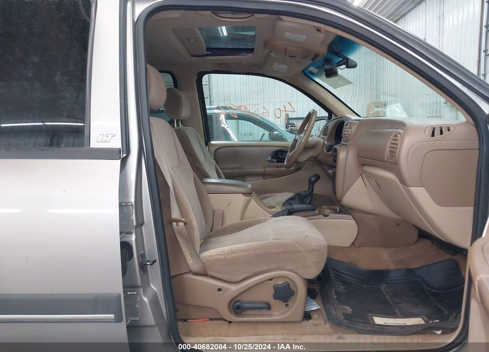 2002 CHEVROLET TRAILBLAZER LT VIN: 1GNDT13S022204789