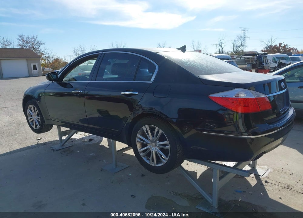 2011 HYUNDAI GENESIS 3.8 VIN: KMHGC4DE4BU140921