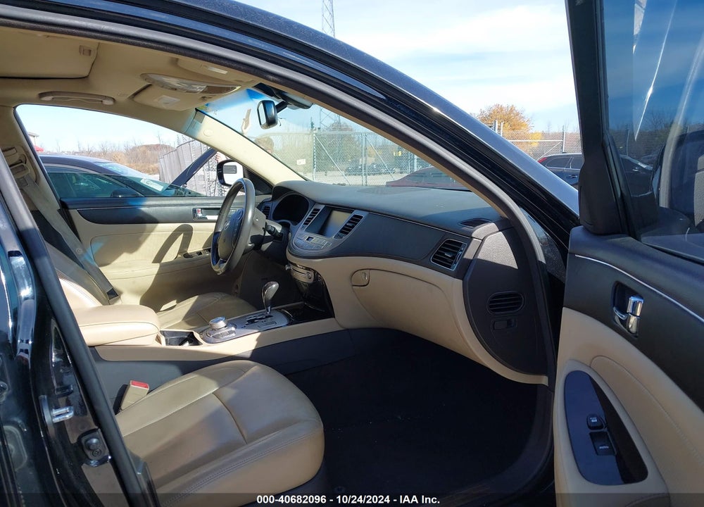 2011 HYUNDAI GENESIS 3.8 VIN: KMHGC4DE4BU140921