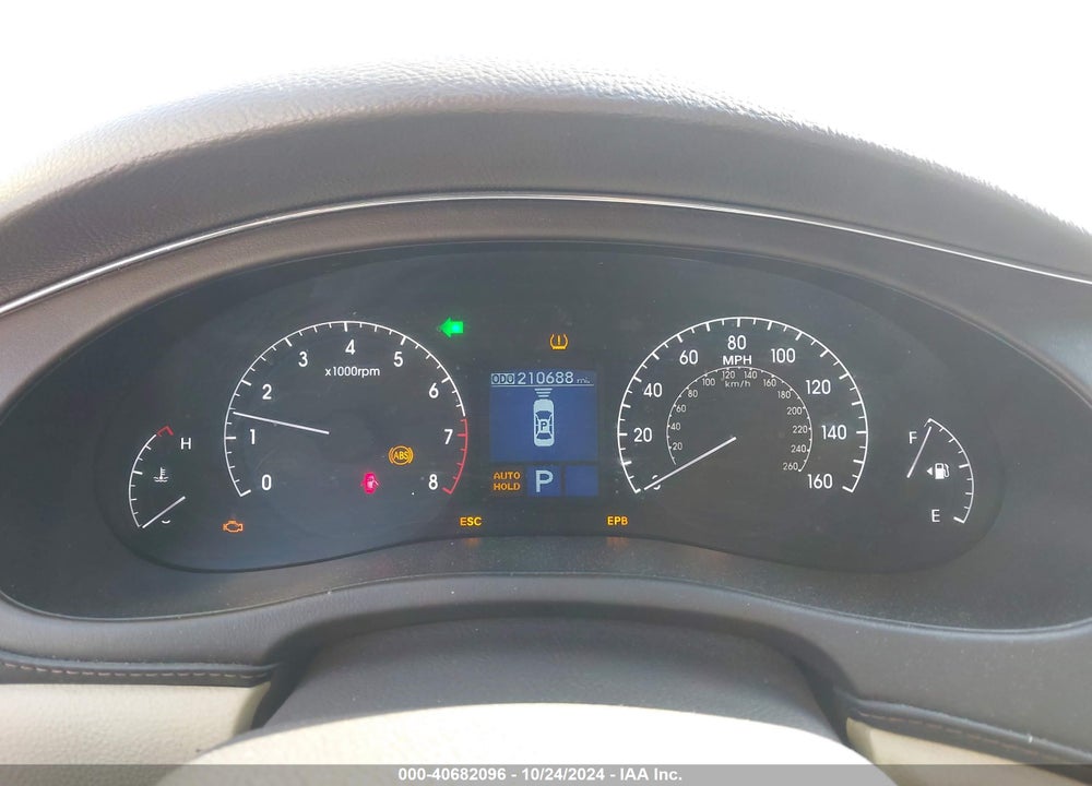 2011 HYUNDAI GENESIS 3.8 VIN: KMHGC4DE4BU140921