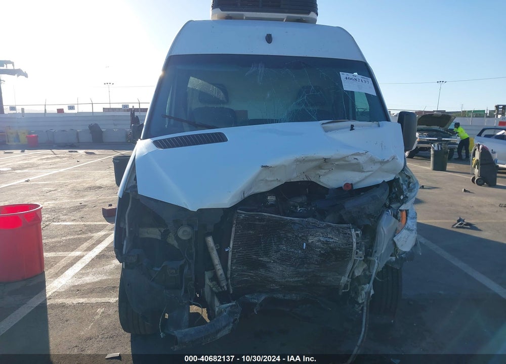 2014 MERCEDES-BENZ SPRINTER 2500 HIGH ROOF VIN: WD3PE8CC9E5930813