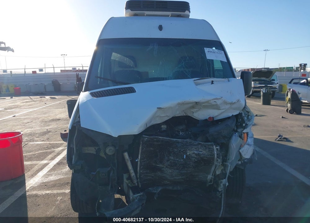 2014 MERCEDES-BENZ SPRINTER 2500 HIGH ROOF VIN: WD3PE8CC9E5930813