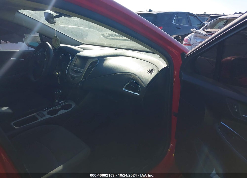 2018 CHEVROLET CRUZE VIN: 1G1BC5SM9J7224043