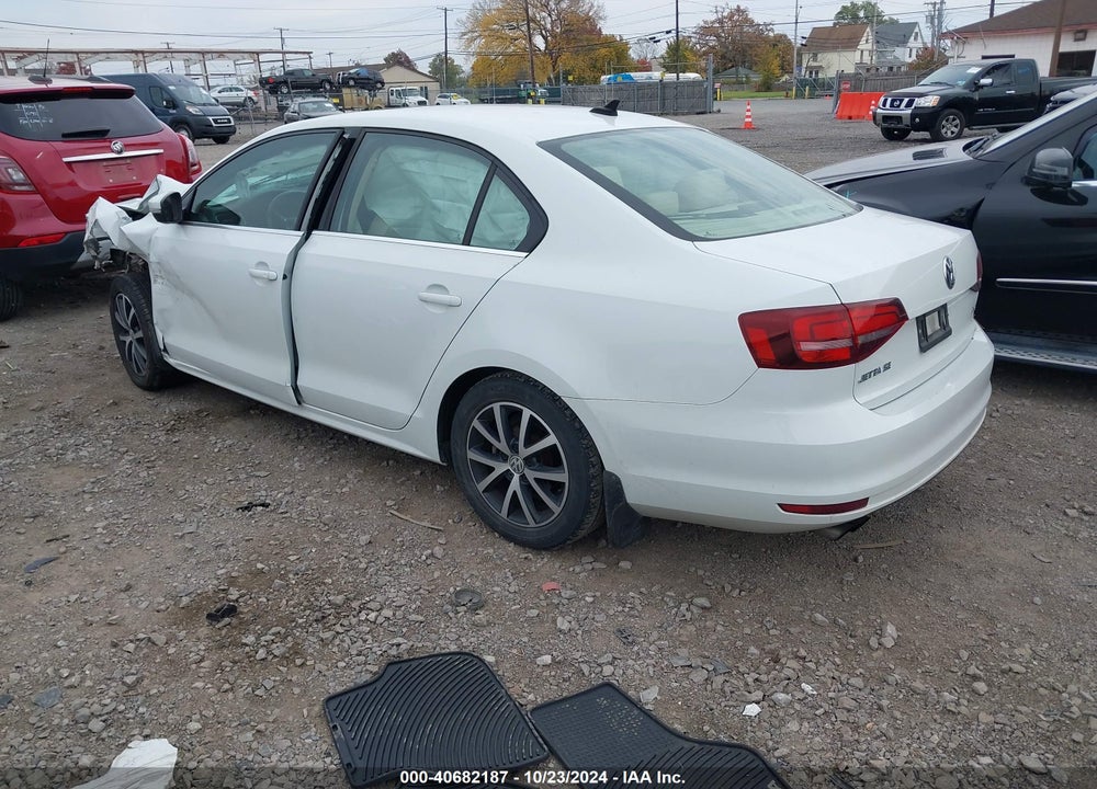 2017 VOLKSWAGEN JETTA 1.4T SE VIN: 3VWDB7AJ4HM305356