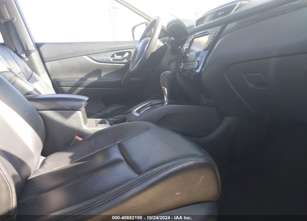 2015 NISSAN ROGUE SL VIN: 5N1AT2MV4FC781668