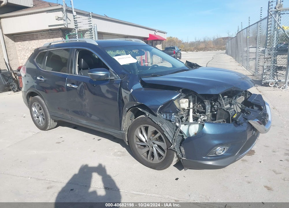 2015 NISSAN ROGUE SL VIN: 5N1AT2MV4FC781668