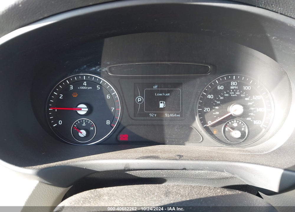 2016 KIA SORENTO 2.4L LX VIN: 5XYPG4A38GG088729