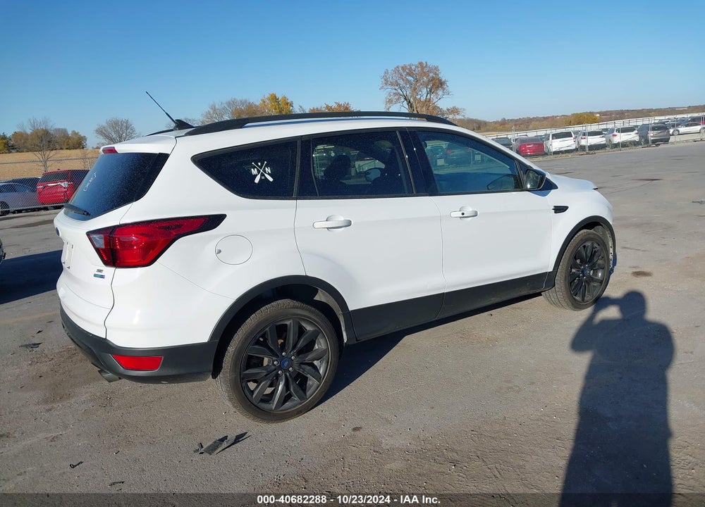2019 FORD ESCAPE SE VIN: 1FMCU9GD1KUB61494