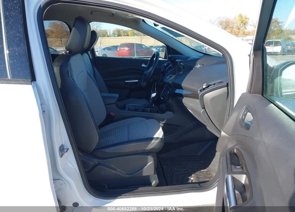 2019 FORD ESCAPE SE VIN: 1FMCU9GD1KUB61494