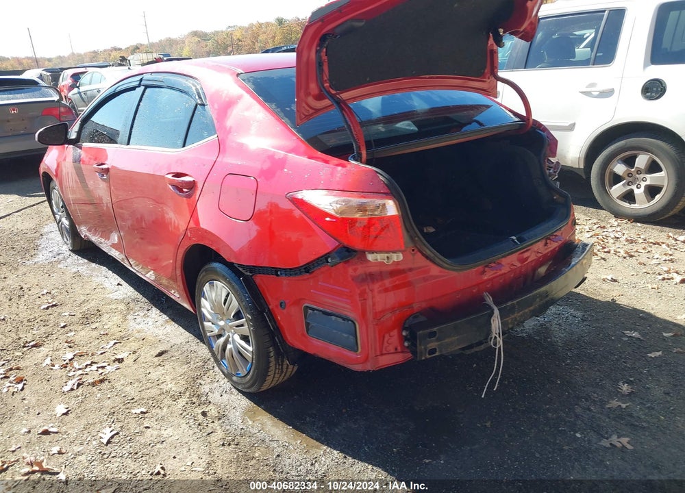 2018 TOYOTA COROLLA LE VIN: 2T1BURHE8JC124316