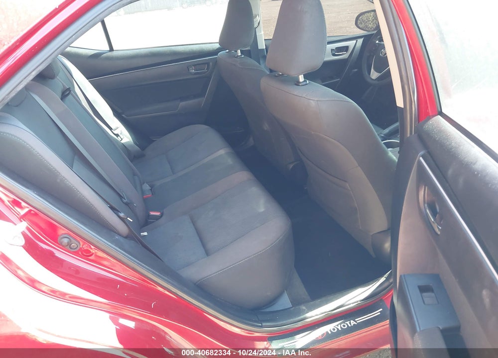 2018 TOYOTA COROLLA LE VIN: 2T1BURHE8JC124316