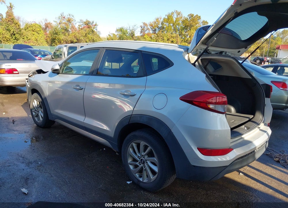 2017 HYUNDAI TUCSON SE VIN: KM8J3CA48HU301596
