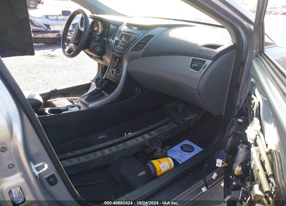 2015 HYUNDAI ELANTRA VIN: 5NPDH4AE3FH566001