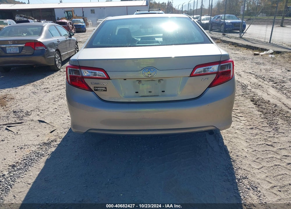 2014 TOYOTA CAMRY LE VIN: 4T1BF1FK8EU470813