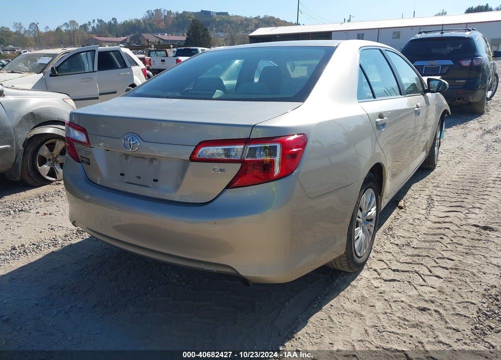 2014 TOYOTA CAMRY LE VIN: 4T1BF1FK8EU470813